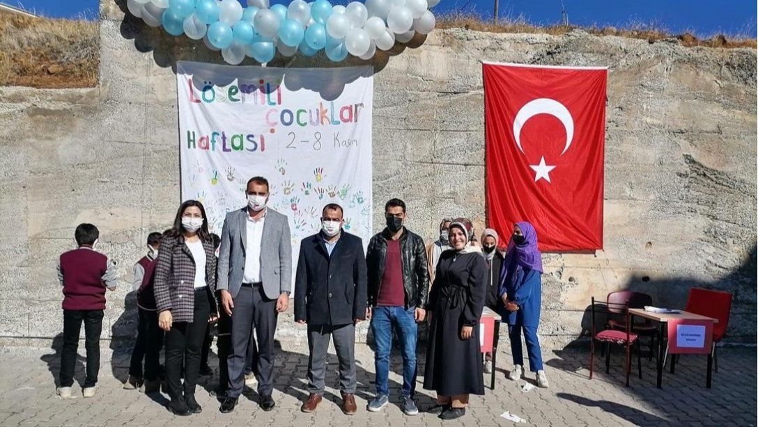 İmam Hatip Ortaokulumuz tarafından 2-8 Kasım Lösemili Çocuklar Haftası Etkinliği Düzenlendi.