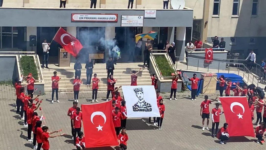 19 Mayıs Atatürk' ü Anma Gençlik ve Spor Bayramı İlçemizde Coşkuyla Kutlandı