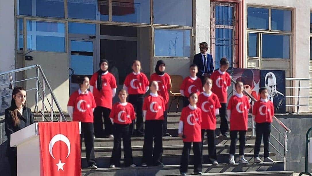 29 EKİM CUMHURİYET BAYRAMI İLÇEMİZDE COŞKUYLA KUTLANDI